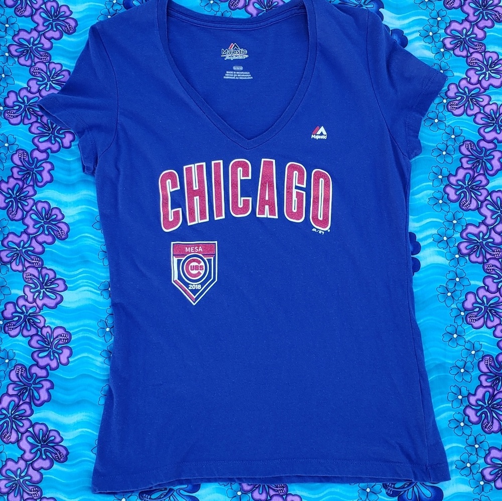 ♡"Chicago Cubs" V-neck Top